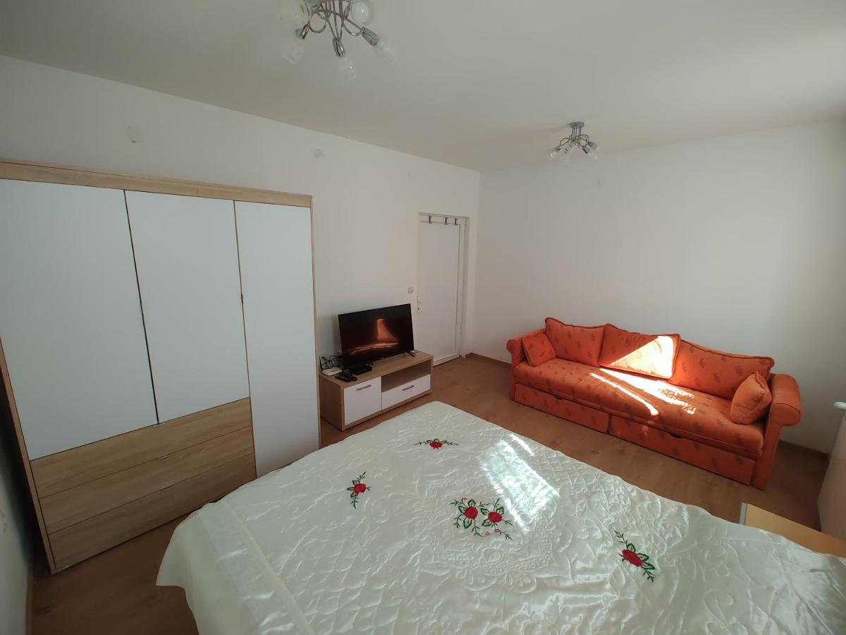 סורצ'ין Apartman Anastasija מראה חיצוני תמונה