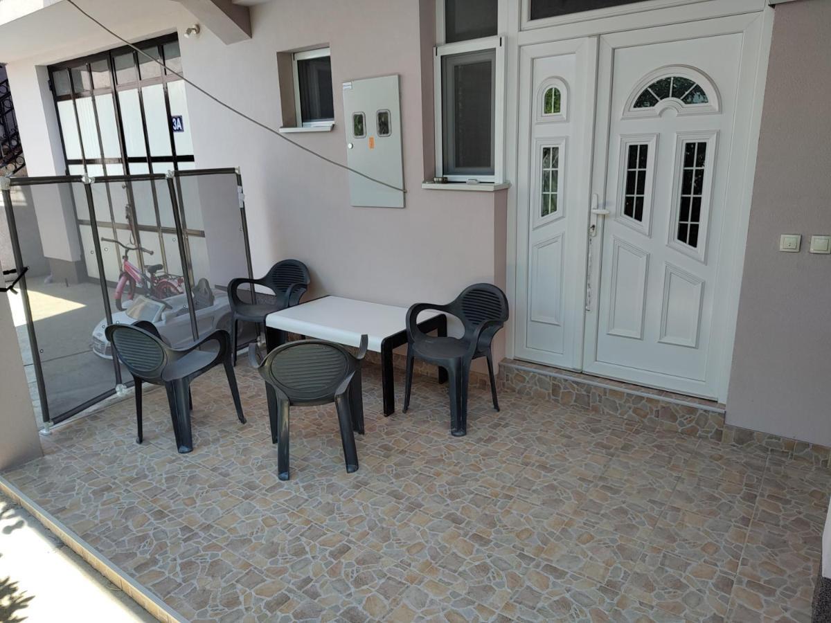 סורצ'ין Apartman Anastasija מראה חיצוני תמונה