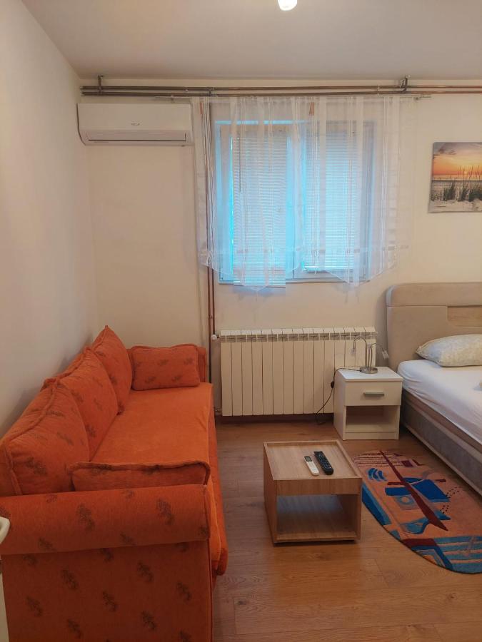 סורצ'ין Apartman Anastasija מראה חיצוני תמונה