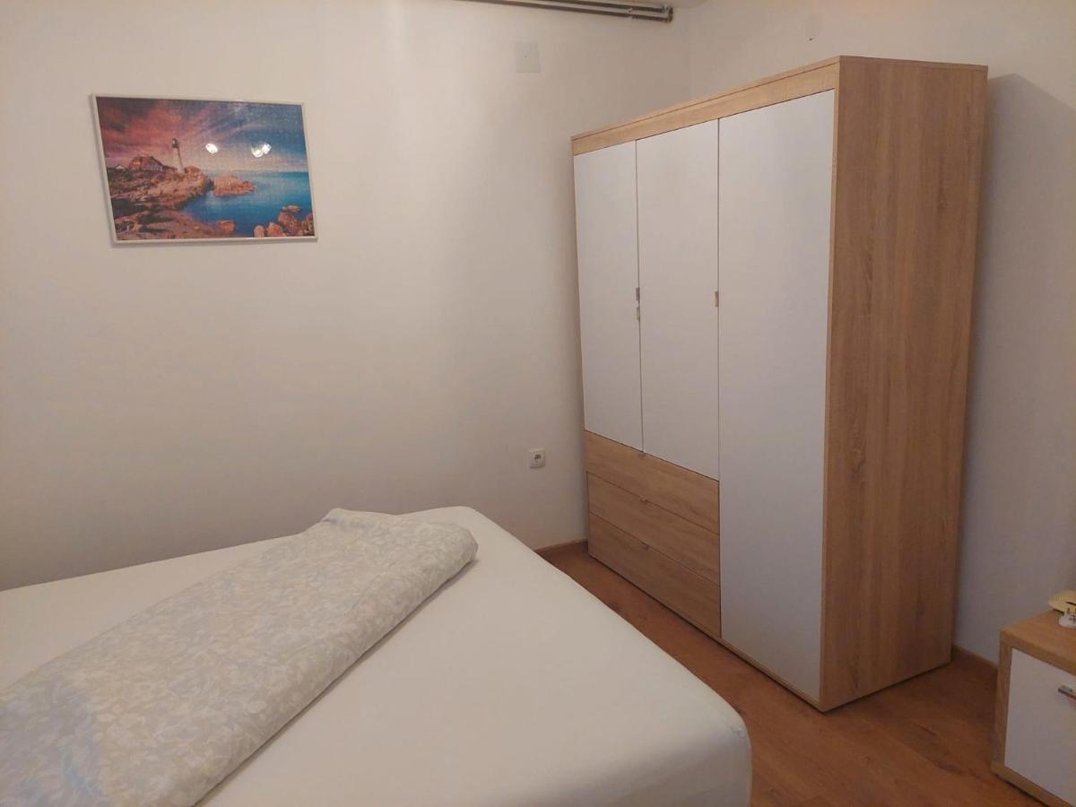 סורצ'ין Apartman Anastasija מראה חיצוני תמונה